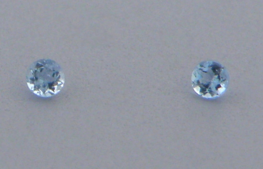 5mm MATCHING PAIR ROUND CUT NATURAL BLUE AQUAMARINE (1 of 1)