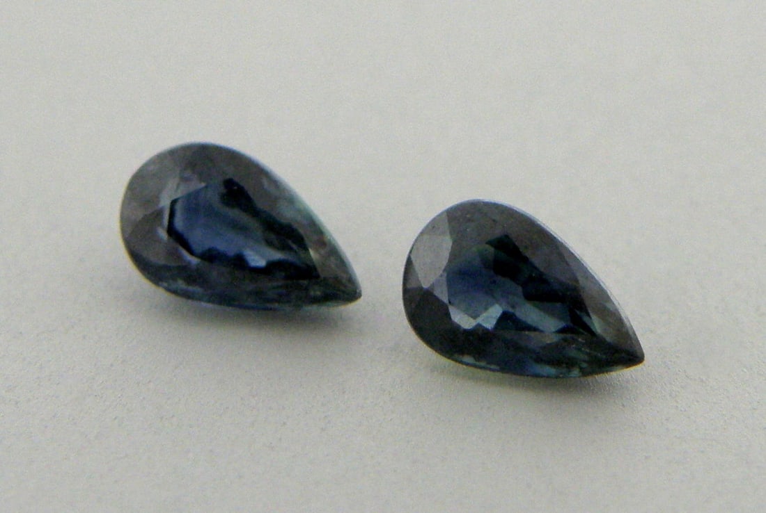 6x4mm MATCHING PAIR PEAR SHAPE NATURAL BLUE SAPPHIRE: Sale is for 2 pear shape natural blue sapphiresMatching pairSapphires measures 6mm x 4mmNew, never used before