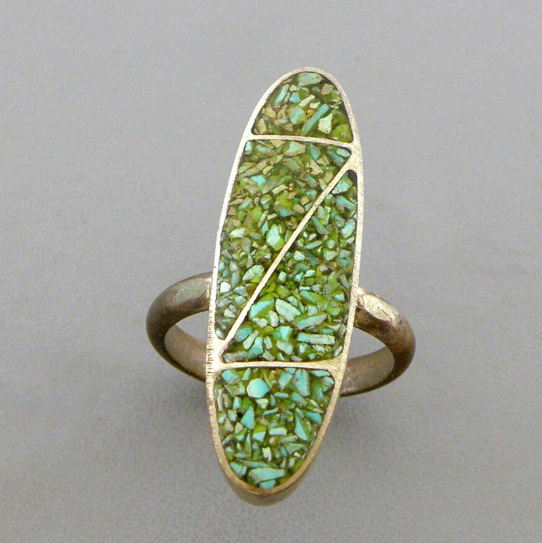 VINTAGE SOUTHWESTERN STERLING TURQUOISE INLAY RING (1 of 2)