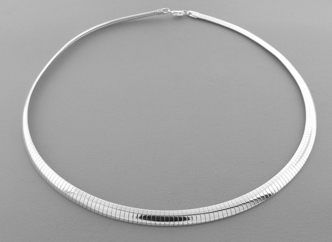STERLING SILVER HEAVY OMEGA CHOKER PENDANT NECKLACE 18" (1 of 2)