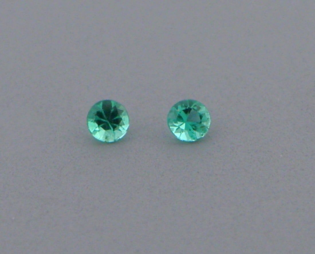 1.8mm MATCHING PAIR ROUND NATURAL COLOMBIAN EMERALD (1 of 1)