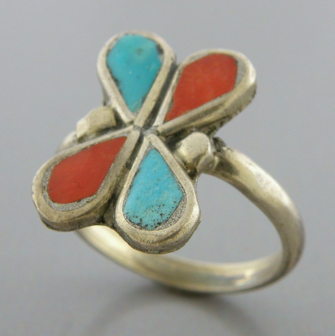 VINTAGE NAVAJO STERLING SILVER INLAY TURQUOISE CORAL BUTTERFLY RING (1 of 2)