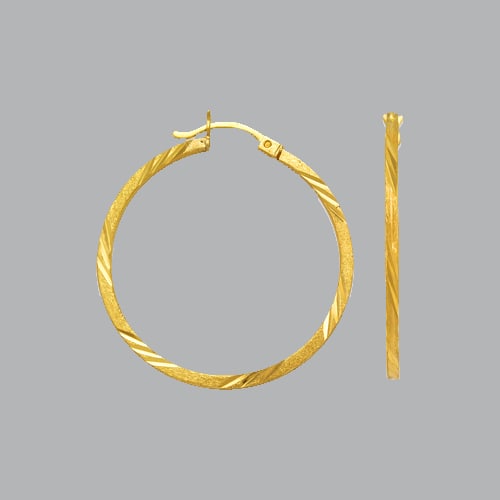 14K YELLOW GOLD SQUARE HOOP TUBE EARRINGS 1.7mm: 14K YELLOW GOLD HOOP EARRINGS 14K Yellow Gold Square hoop earrings Width Size: 1.7mm Diameter: 20mm, Diamond cut, satin and High Polish Finish Snap/ clasp closure Stamp: 14k Avg Weight: 20mm - 2.3g
