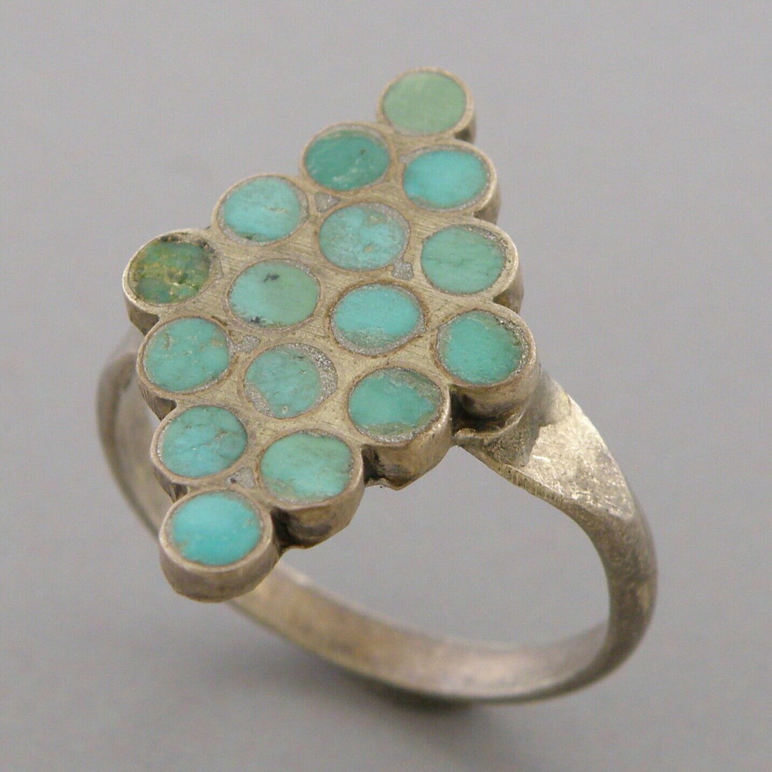 VINTAGE SOUTHWESTERN STERLING SILVER TURQUOISE INLAY RING SIZE 8.5 (1 of 2)