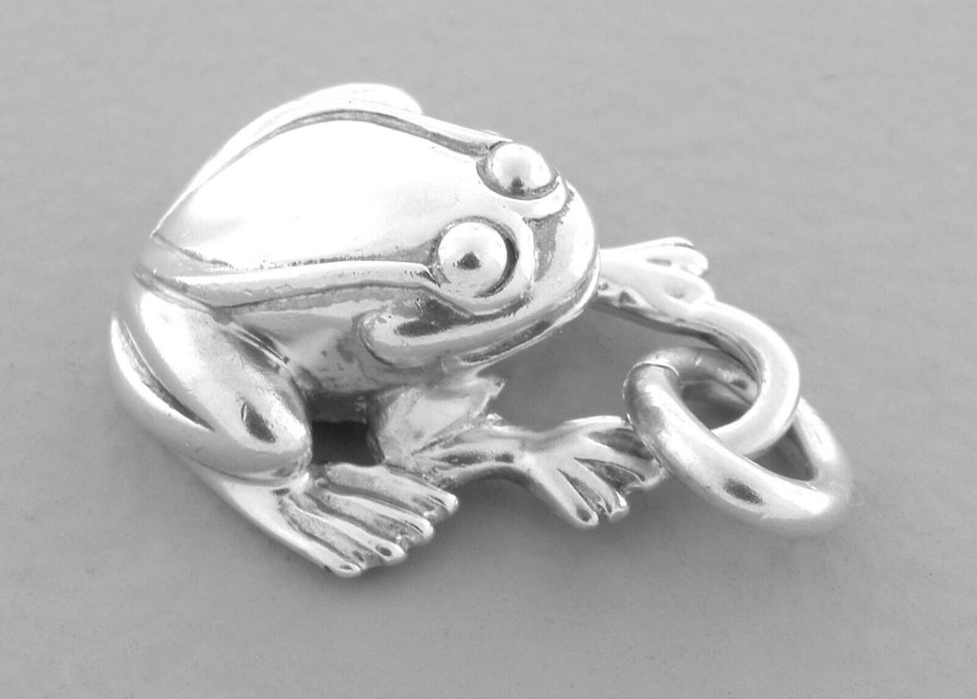 KIESELSTEIN CORD STERLING SILVER FROG PENDANT OR CHARM (1 of 2)