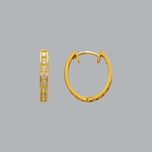 14K YELLOW GOLD LADIES GIRLS CZ HUGGIE EARRINGS OVAL: NEW 14K YELLOW GOLD HUGGIE EARRINGS New 14K Yellow Gold Hoop Earrings Measures: 2.5mm Wide x 16mm in Diameter Earrings have a polished finish Set with Cubic Zirconia Snap closure Stamp: 14k Avg Weigh