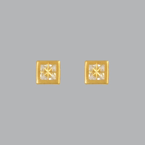 14K YELLOW GOLD SQUARE STUD CZ EARRINGS 5mm: NEW 14K YELLOW GOLD STUD EARRINGS New 14K Yellow Gold Earrings Measures: 5mm Stud earrings with cubic zirconia Earrings have a polished finish Stamp: 14k Avg Weight: under 1 gram