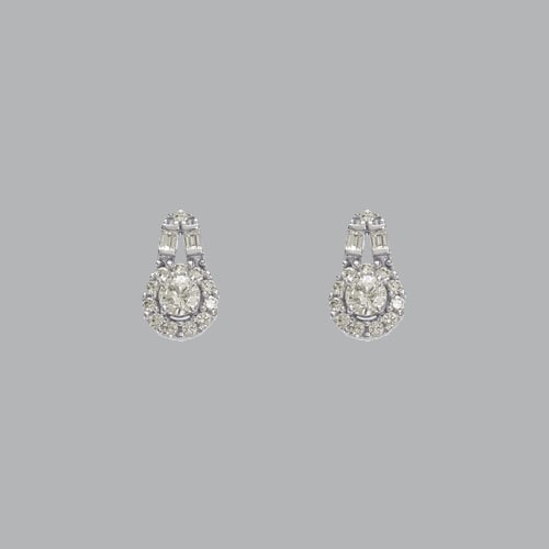 NEW 14K WHITE GOLD LADIES FANCY STUD CZ EARRINGS: NEW 14K WHITE GOLD STUD EARRINGS New 14K White Gold Earrings Measures: 7mm W x 11mm H Stud Earrings with Cubic Zirconia Earrings have a polished finish Push back Stamp: 14k Avg Weight: 1.6g