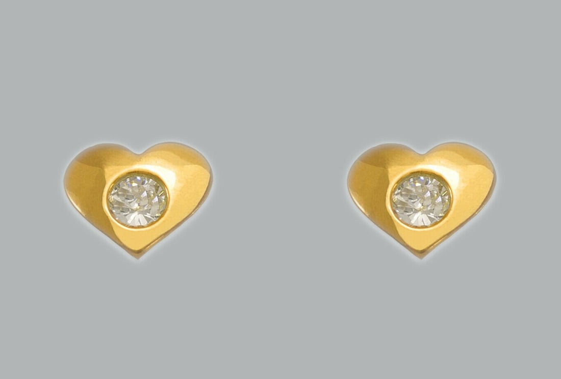 NEW 14K YELLOW GOLD STUD CZ EARRINGS SCREW BACK HEART (1 of 2)