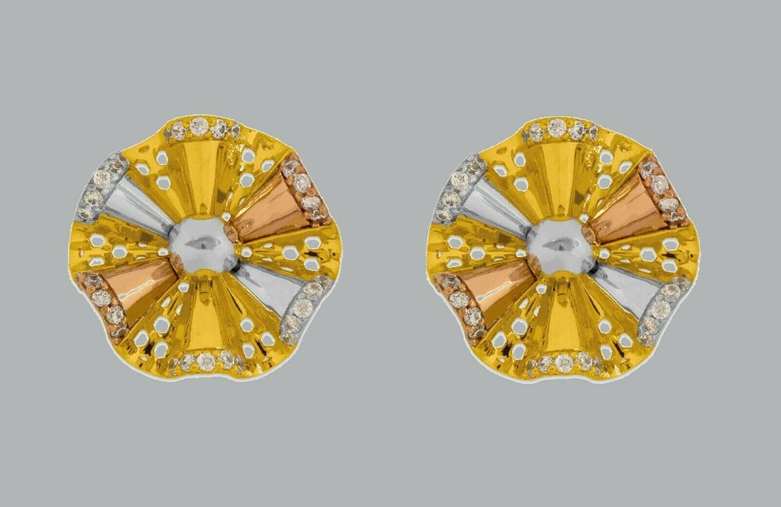 NEW 14K TRI COLOR GOLD FANCY FLOWER CZ SET EARRINGS: NEW 14K TRI COLOR GOLD EARRINGS New 14K Tri color Gold Earrings Measures: 13.5mm in diameter Set with CZ Earrings has a polish finish Post backings Stamp: 14k Avg Weight: 3.6g
