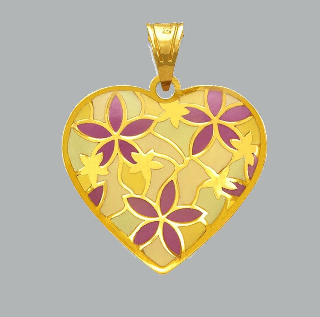 NEW 14K YELLOW GOLD ENAMEL PENDANT / CHARM HEART: NEW 14K YELLOW GOLD ENAMEL HEART PENDANT New 14K Yellow Gold Pendant Measures: 17x17mm Pendant has a polished finish Stamp: 14k Apx Weight: 0.5g