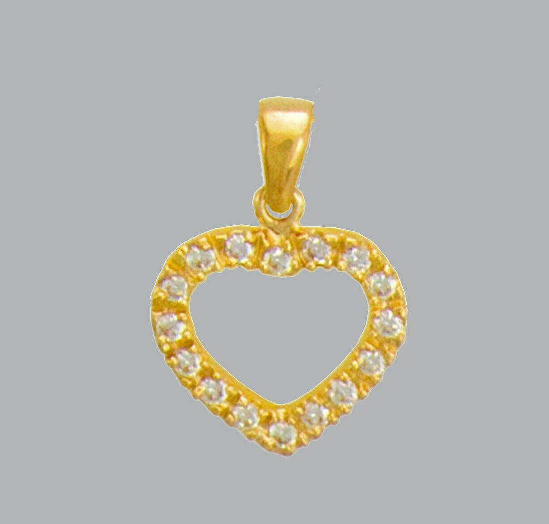 NEW 14K YELLOW GOLD CZ FANCY CHARM PENDANT HEART: NEW 14K YELLOW GOLD CZ HEART PENDANT New 14K Yellow Gold pendant Heart measures 15x13mm Set with cubic zirconia Polished finish Stamp: 14k Apx Weight: 1.2g