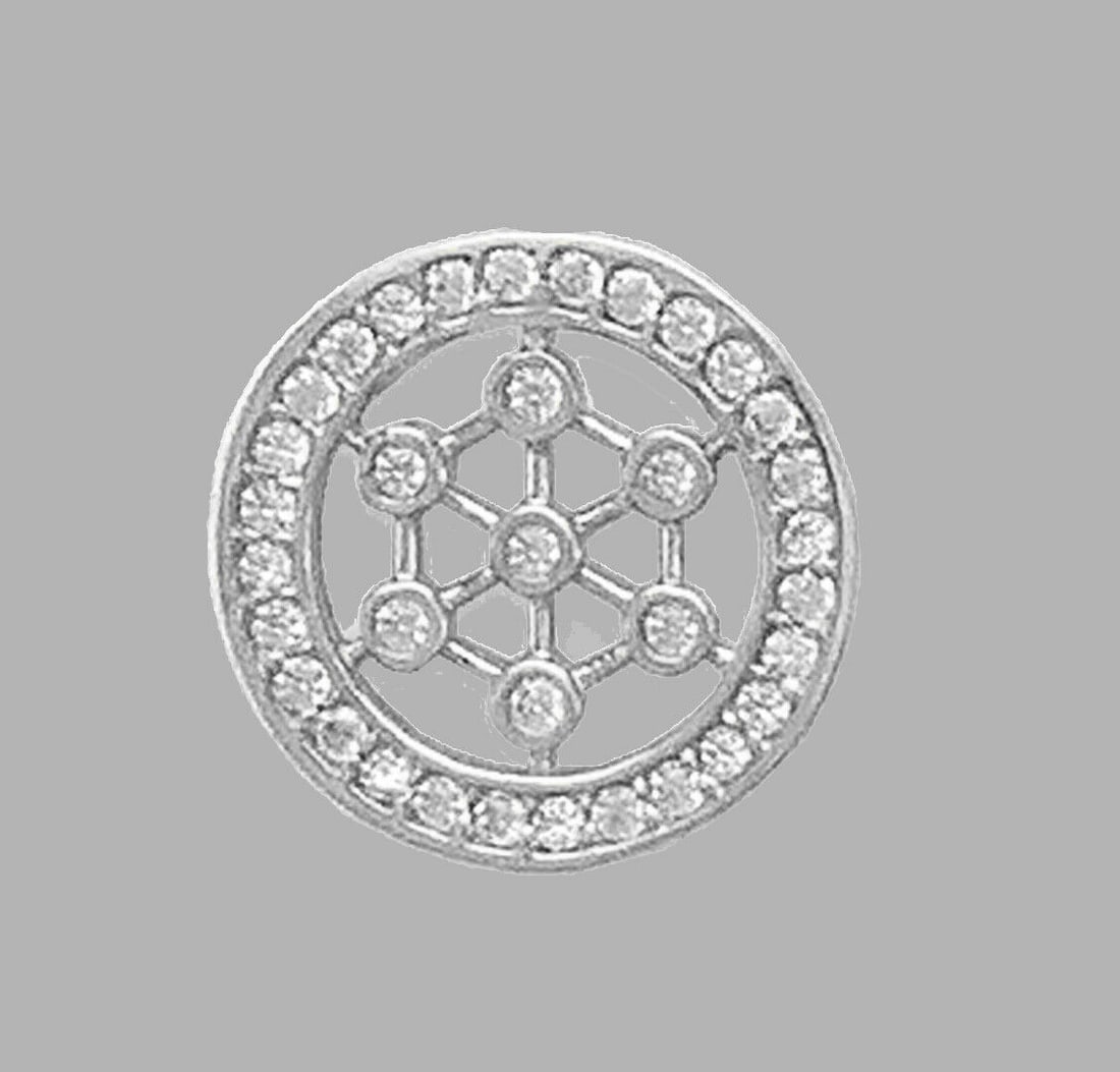 14K WHITE GOLD CZ FANCY CHARM PENDANT WHEEL CIRCLE: NEW 14K WHITE GOLD CZ CIRCLE SLIDE PENDANT New 14K Yellow Gold pendant Pendant measures 14mm Set with cubic zirconia Polished finish Stamp: 14k Apx Weight: 2.1g