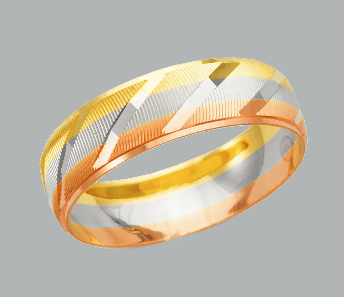 14K TRI COLOR GOLD WEDDING BAND RING 6mm - SIZE 11: NEW 14K TRI COLOR GOLD WEDDING BAND RING Band measures 6mm wide Size 11 14K Solid Tri color gold (not hollow or plated) Polished finish Ring is New Stamped 14K Avg weight is 2g