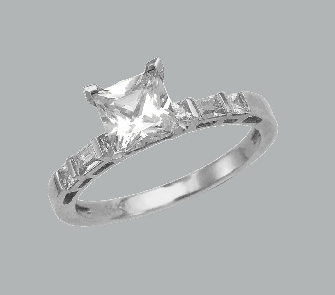 NEW 14K WHITE GOLD LADIES ENGAGEMENT RING PRINCESS CUT (1 of 1)