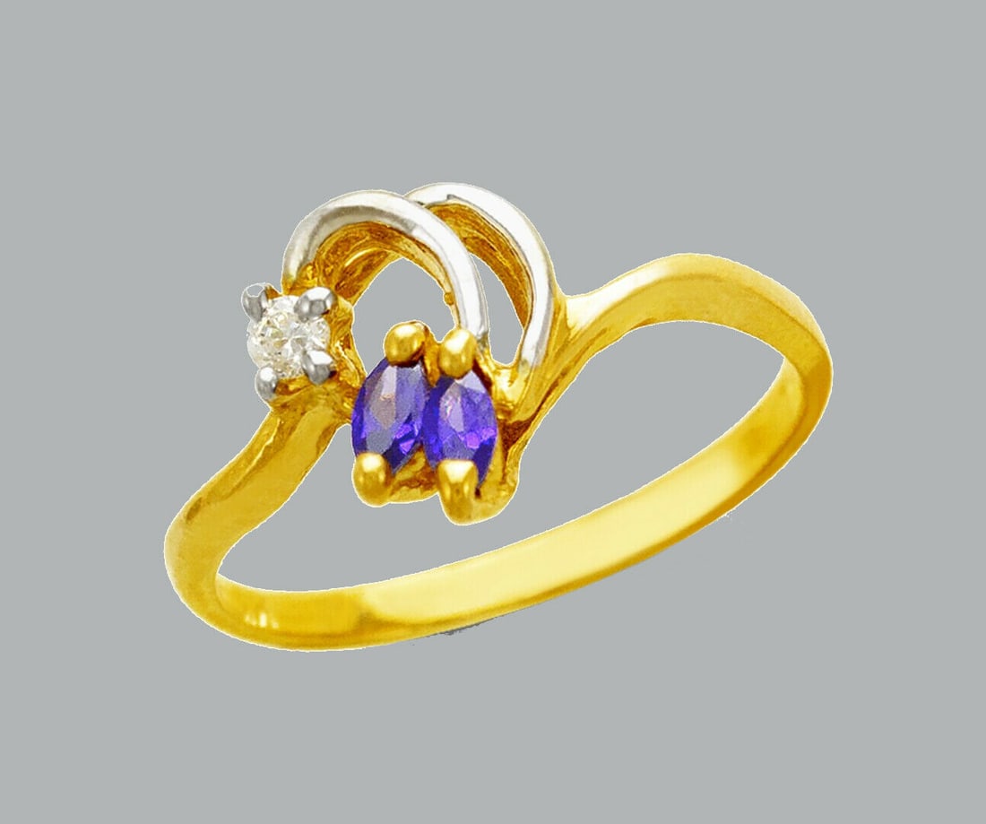 NEW 14K TWO TONE GOLD LADIES FANCY CZ RING: NEW 14K TWO TONE GOLD CZ RING New 14K Two tone solid gold ring Ring size 7 Measures 11mm wide on top Cubic Zirconia Polished Finish Apx Weight: 1.9g