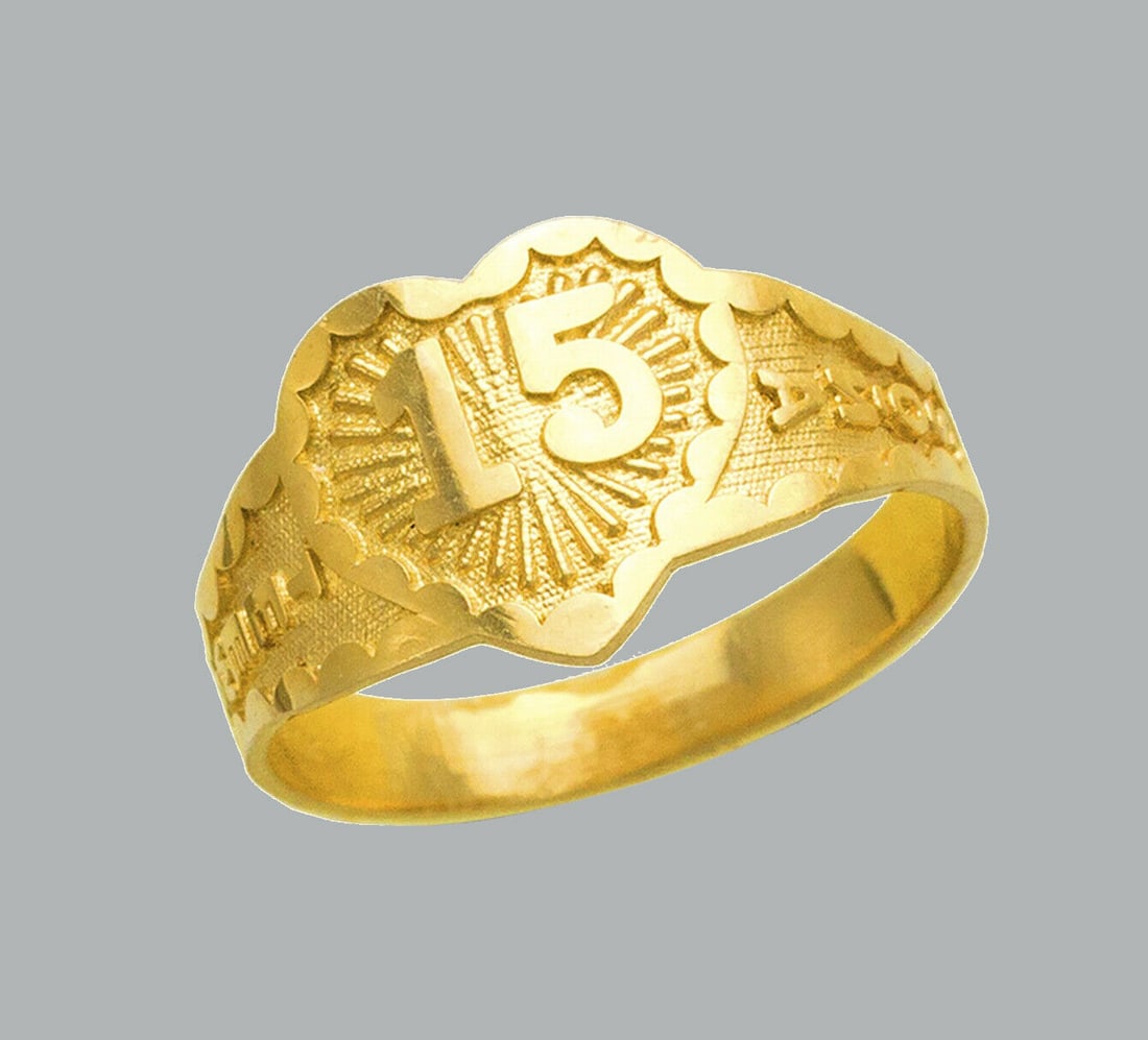 NEW 14K YELLOW GOLD LADIES FANCY RING 15 ANOS HEART: NEW 14K YELLOW GOLD RING New 14K Yellow solid gold ring Ring size 7 Measures 12mm wide on top Polished Apx Weight: 2.3g
