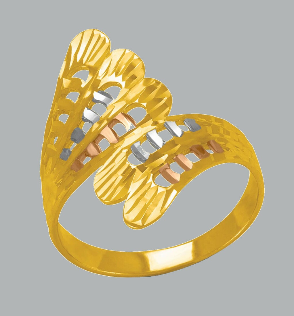 NEW 14K TRI COLOR GOLD LADIES FANCY RING COCKTAIL: NEW 14K TRI COLOR GOLD RING New 14K Tri color solid gold ring Ring size 7 Measures 21mm wide in front Polished Finish Apx Weight: 2.3g