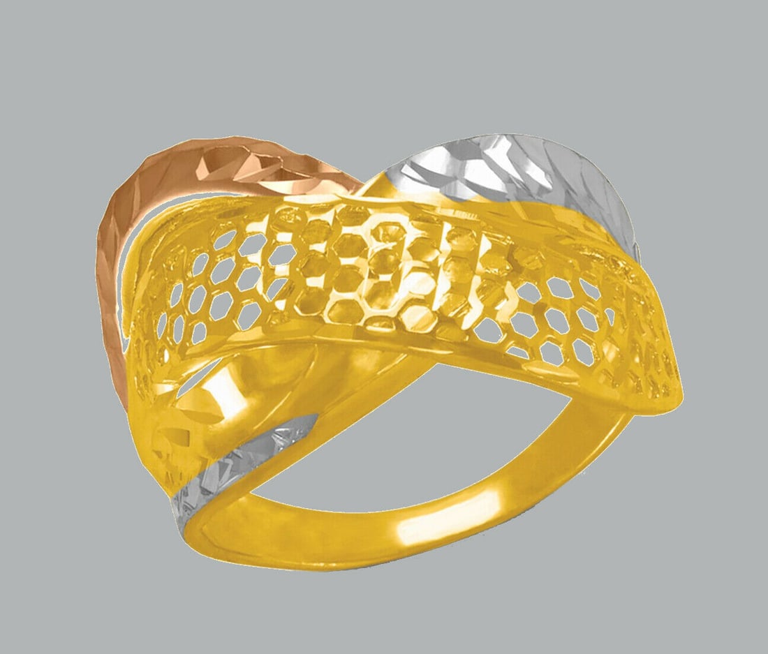 NEW 14K TRI COLOR GOLD LADIES FANCY RING COCKTAIL: NEW 14K TRI COLOR GOLD RINGNew 14K Tri color solid gold ringRing size 7Measures 14mm wide in frontPolished FinishApx Weight: 2.6g