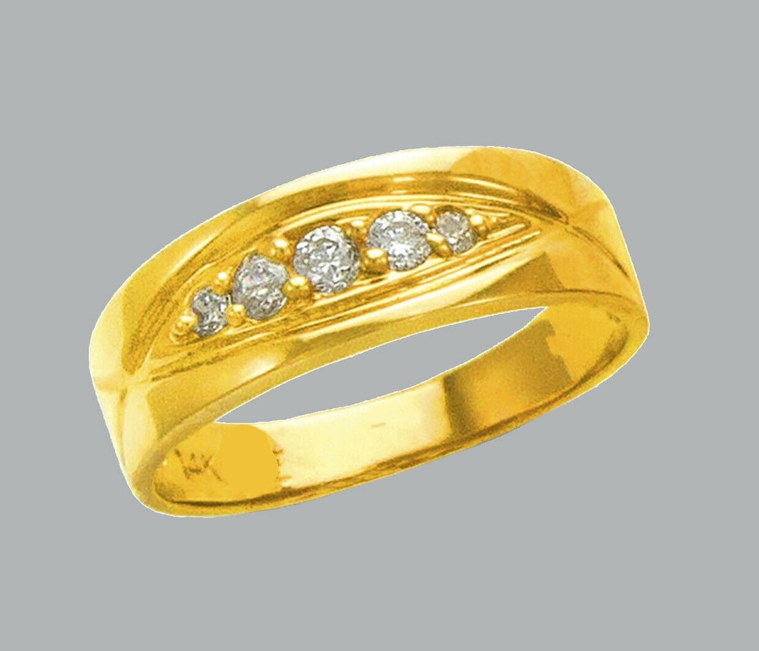NEW 14K YELLOW GOLD LADIES FANCY CZ RING BAND: NEW 14K YELLOW GOLD CZ RING New 14K Yellow solid gold ring Ring size 7 Measures 6mm wide on top Cubic Zirconia Polished Finish Apx Weight: 3g
