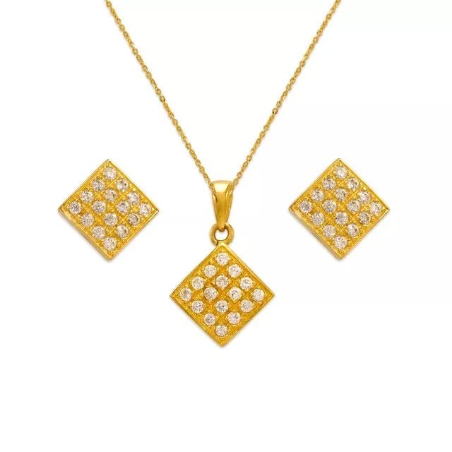 NEW 14K YELLOW GOLD FANCY SET PENDANT AND EARRINGS (1 of 2)