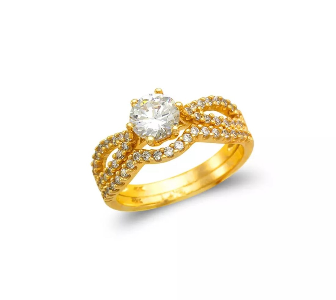 NEW 14K YELLOW GOLD LADIES FANCY SOLITAIRE CZ RING: NEW 14K YELLOW GOLD LADIES FANCY SOLITAIRE CZ RING 14K Yellow Gold Size 7 Approx. 5mm Stone, 2mm Center High Polished/Cubic Zirconia Two-Piece Ring Available in White Gold Weight: 4.9 Grams