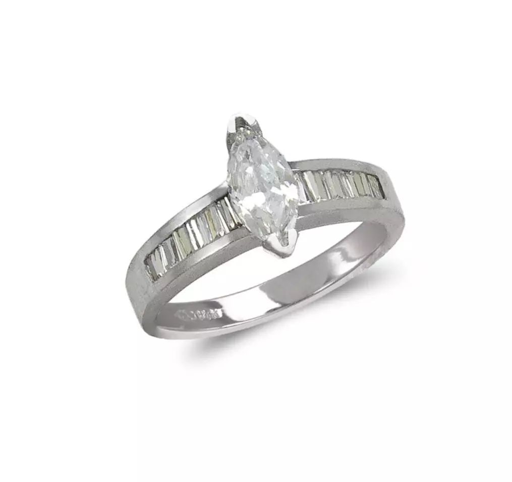 NEW 14K WHITE GOLD LADIES FASHION SOLITAIRE CZ RING (1 of 2)