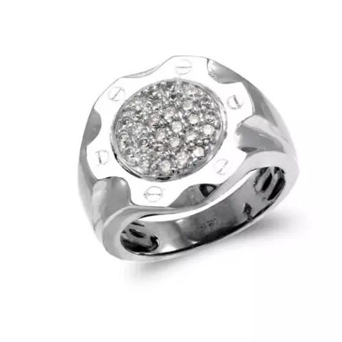 NEW 14K WHITE GOLD MEN'S CLUSTER CZ RING: NEW 14K WHITE GOLD MEN'S CLUSTER CZ RING 14K White Gold Size 7 Approx. 18mm Center, 4.5mm Band High Polished/Cubic Zirconia Available in Yellow Gold Weight: 11.3 Grams