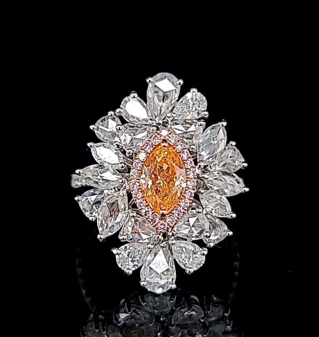 18K WHITE GOLD STATEMENT RING 0.85CT.NATURAL FANCY ORANGE DIAMOND MARQUISE CUT (1 of 2)
