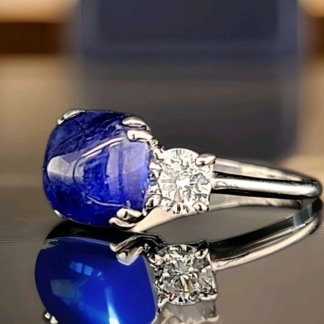 14K WHITE GOLD THREE STONE ENGAGEMEN RING 6.73CT.GEM BLUE SAPPHIRE CABOCHON (1 of 2)
