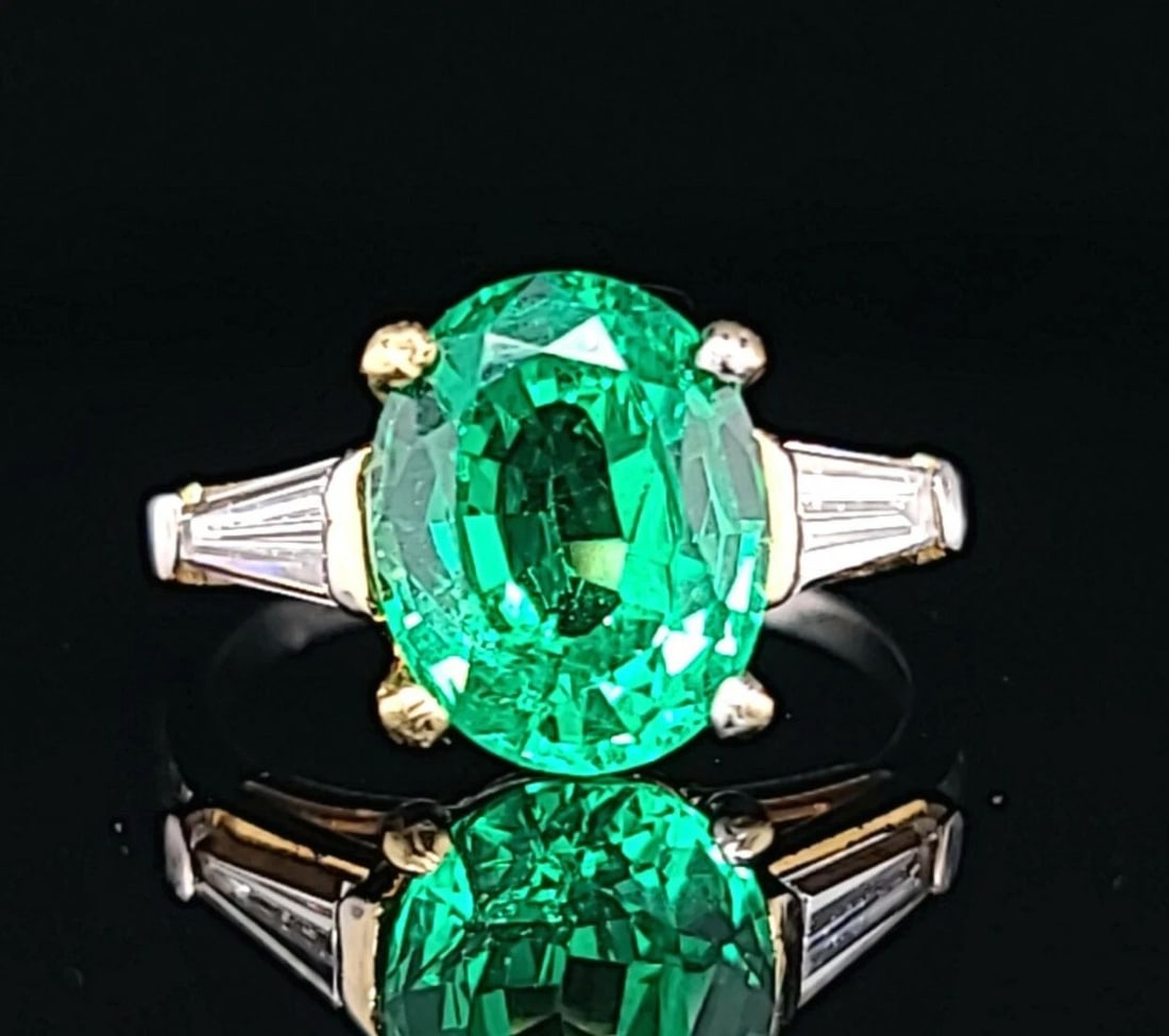 VINTAGE PLATINUM 18K YELLOW GOLD RING 3.78CT.GREEN GARNET TSAVORITE OVAL SHAPE (1 of 2)