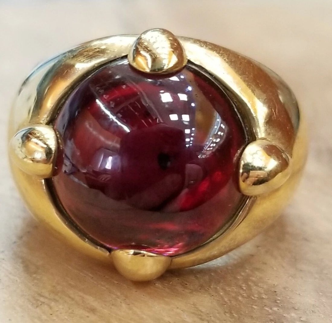18K YELLOW GOLD RING 9.57CT. NATURAL RED GARNET ROUND CABOCHON SHAPE (1 of 2)