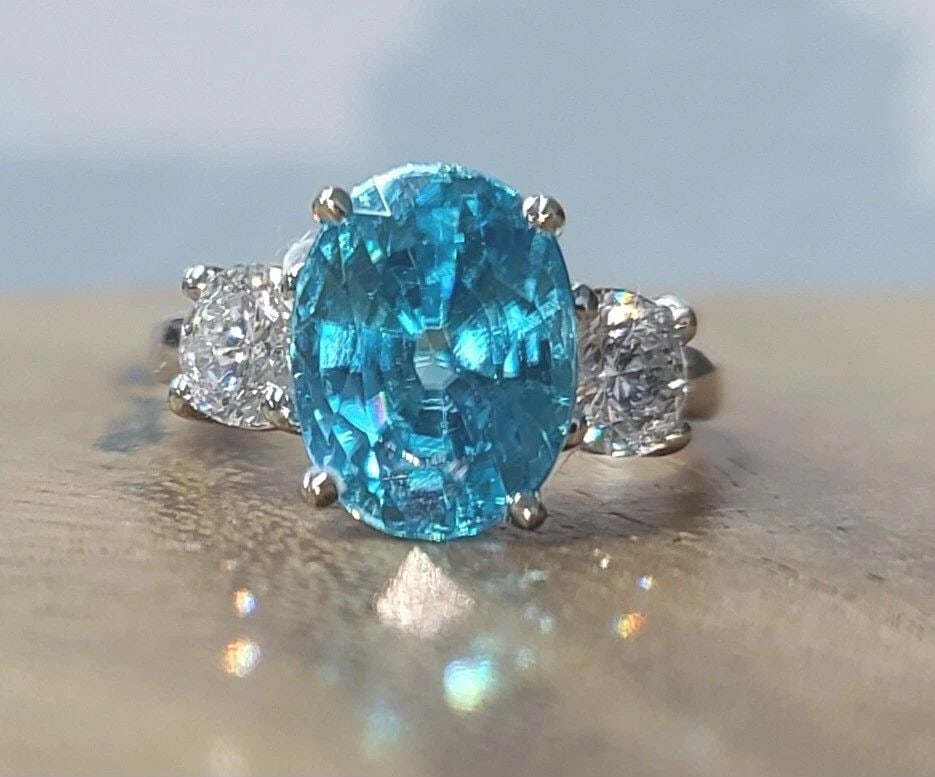 VINTAGE 14K WHITE GOLD ENGAGEMENT RING 6.68CT. NATURAL BLUE ZIRCON OVAL SHAPE (1 of 2)