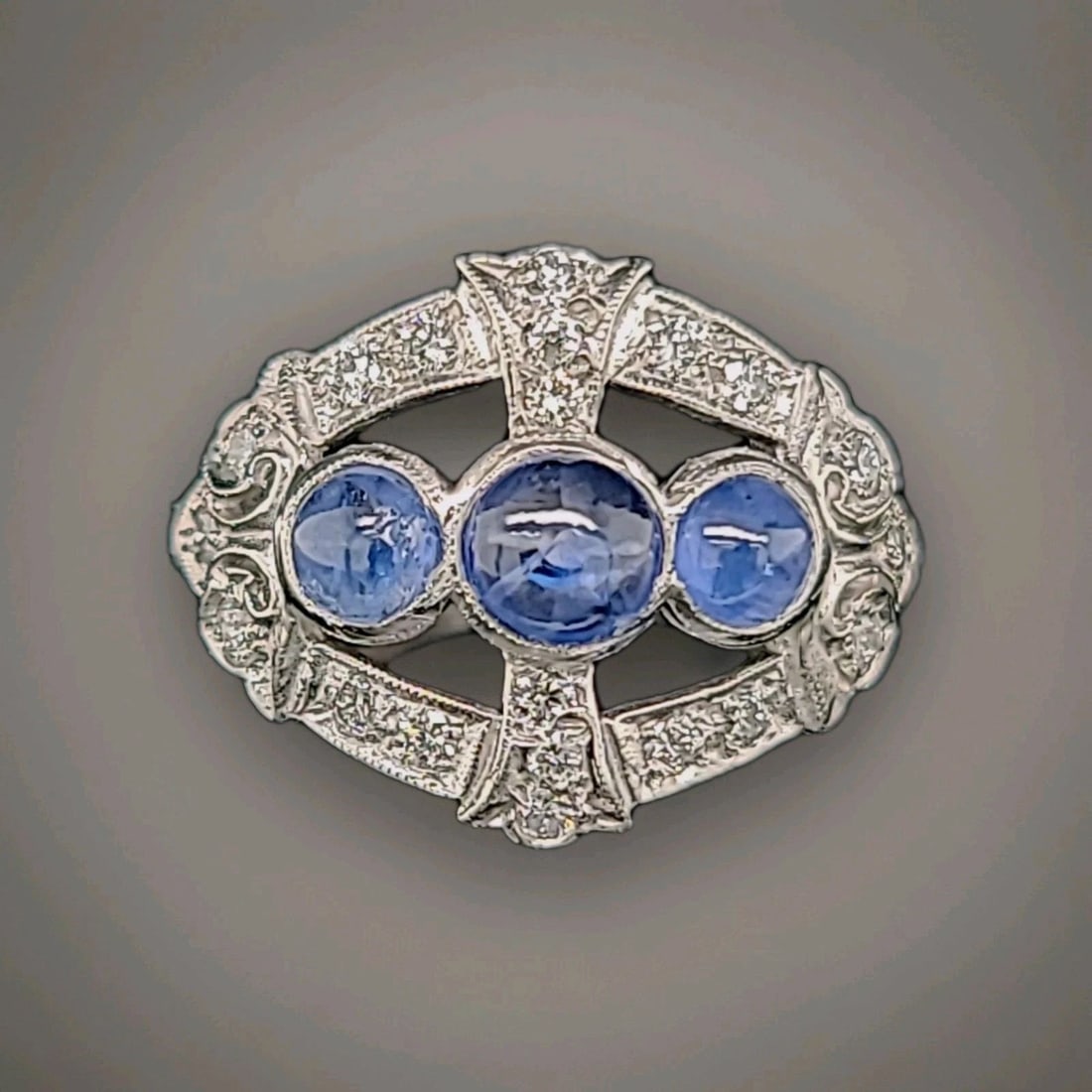 VINTAGE PLATINUM RING 1.35CT. NATURAL BLUE SAPPHIRE CABOCHON ROUND CIRC 1930'S (1 of 2)