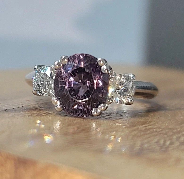 14K WHITE GOLD ENGAGEMENT RING 2.83CT. NATURAL PURPLE SAPPHIRE OVAL CUT (1 of 2)