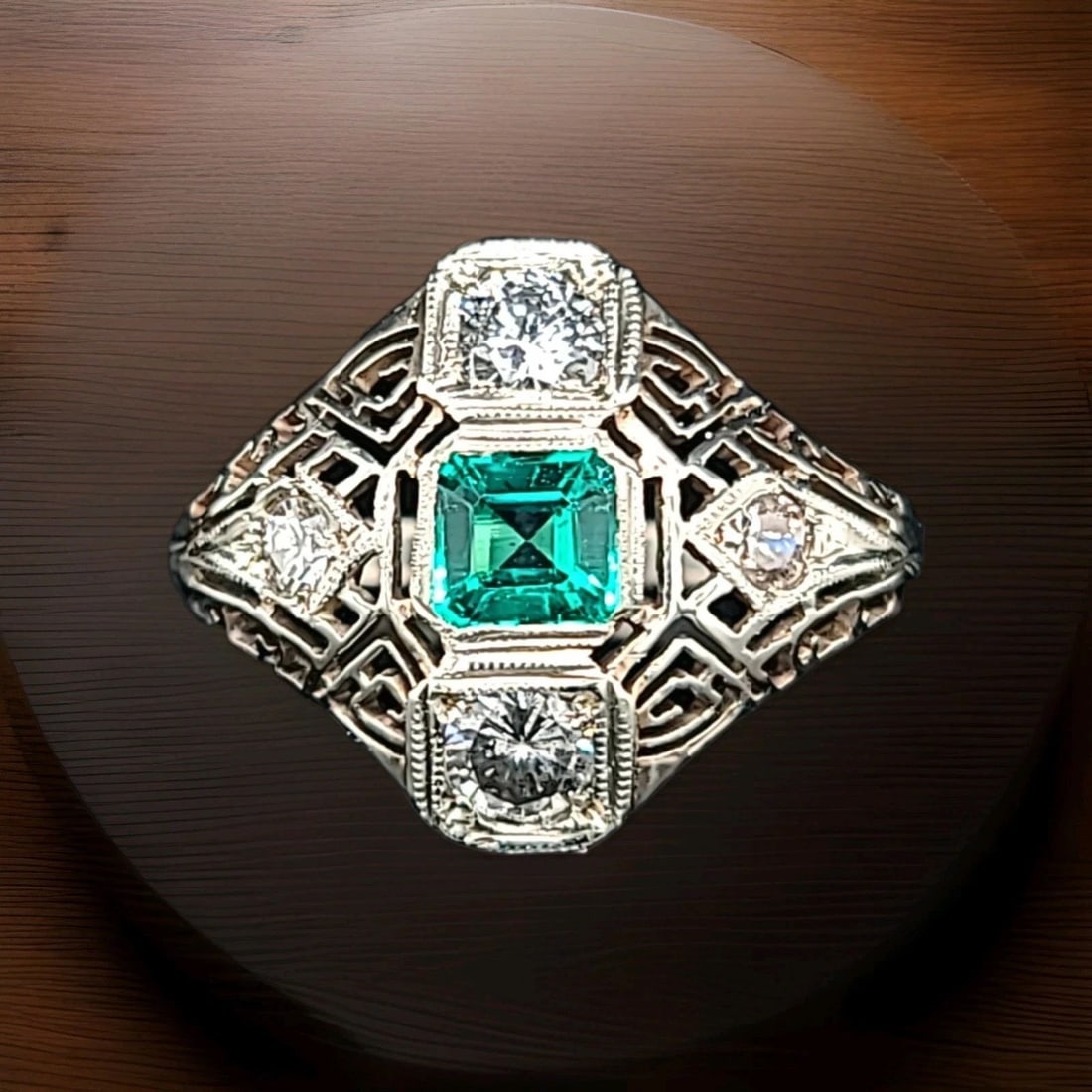 VINTAGE FILIGREE 14K WHITE GOLD ENGAGEMENT RING 1.45CT.DIAMOND & GREEN EMERALD (1 of 2)
