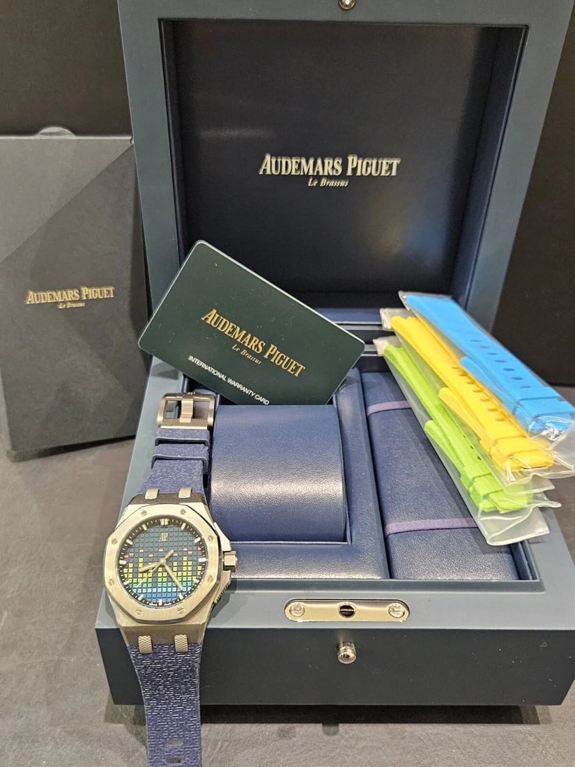 MINT AUDEMARS PIGUET ROYAL OAK OFFSHORE 37 MM MUSIC WATCH 77600TI.OO.A343CA.01: MINT AUDEMARS PIGUET ROYAL OAK OFFSHORE 37 MM MUSIC WATCH 77600TI.OO.A343CA.01 Mint Audemars Piguet Royal Oak Offshore 37 mm Music Watch 77600TI.OO.A343CA.01