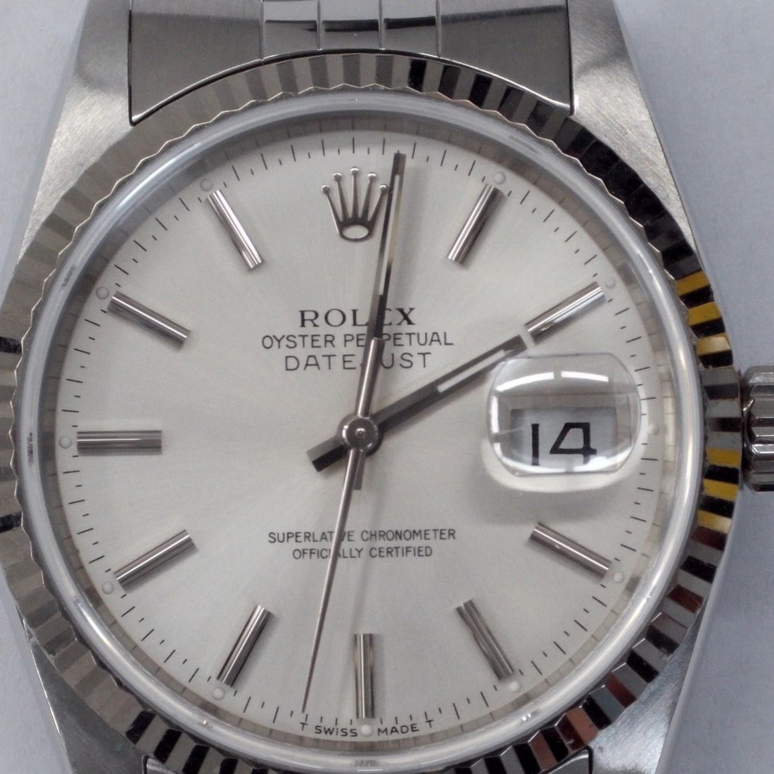 ROLEX DATEJUST 36 MM STEEL WHITE GOLD BEZEL JUBILEE WATCH 16234 E SERIES 1990 (1 of 2)