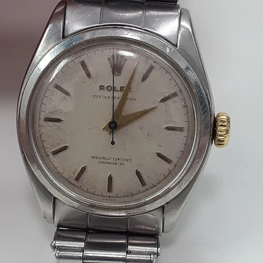 VINTAGE ROLEX OYSTER PERPETUAL 34 MM STEEL AUTOMATIC WATCH 6084 CIRCA 1953: VINTAGE ROLEX OYSTER PERPETUAL 34 MM STEEL AUTOMATIC WATCH 6084 CIRCA 1953 Condition: Pre-owned - Good: This item has been gently used but is in good condition. It might have a few signs ... Read more