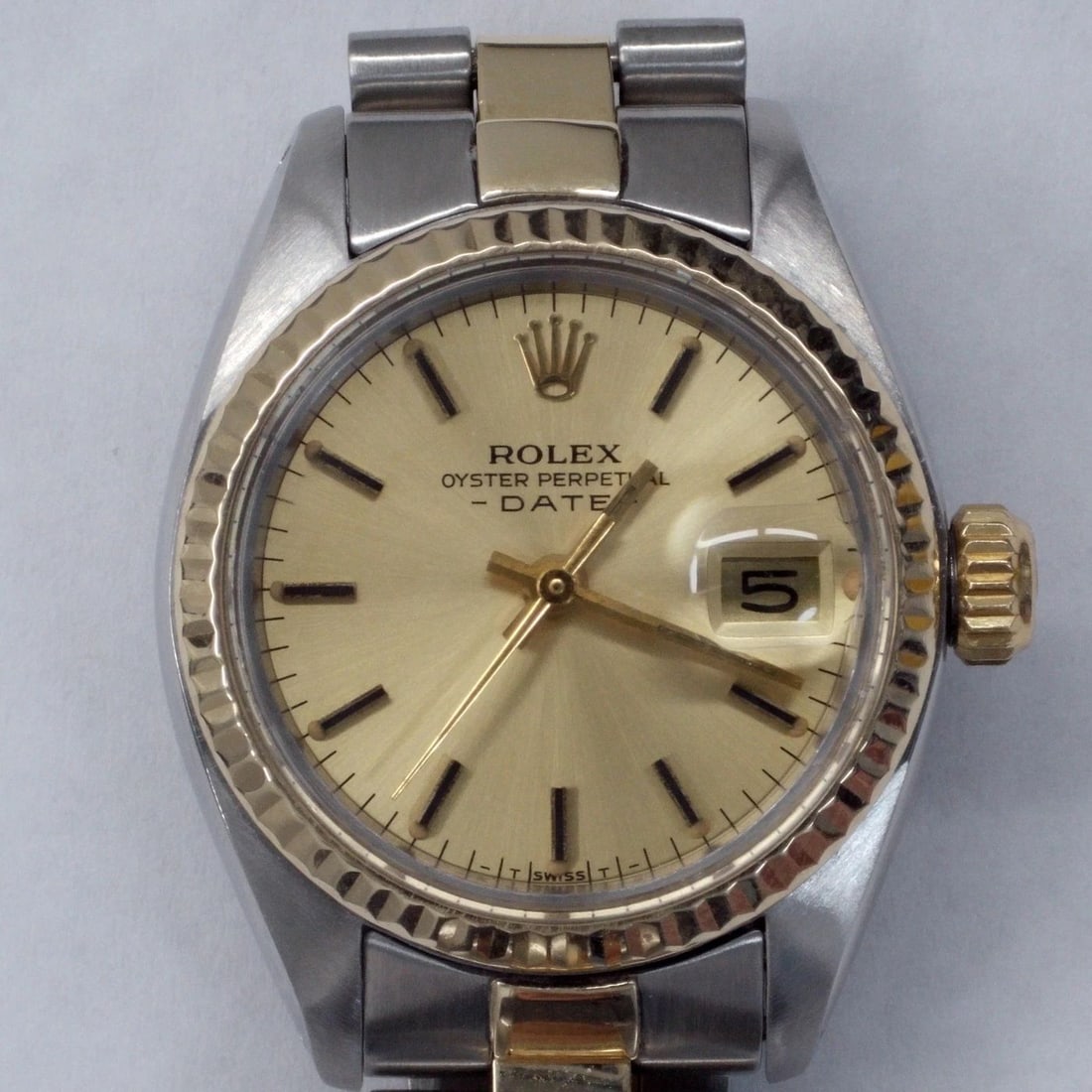 ROLEX LADIES DATE 26MM TWO TONE OYSTER CHAMPAGNE AUTOMATIC WATCH 6917 CIRCA 1979 (1 of 2)