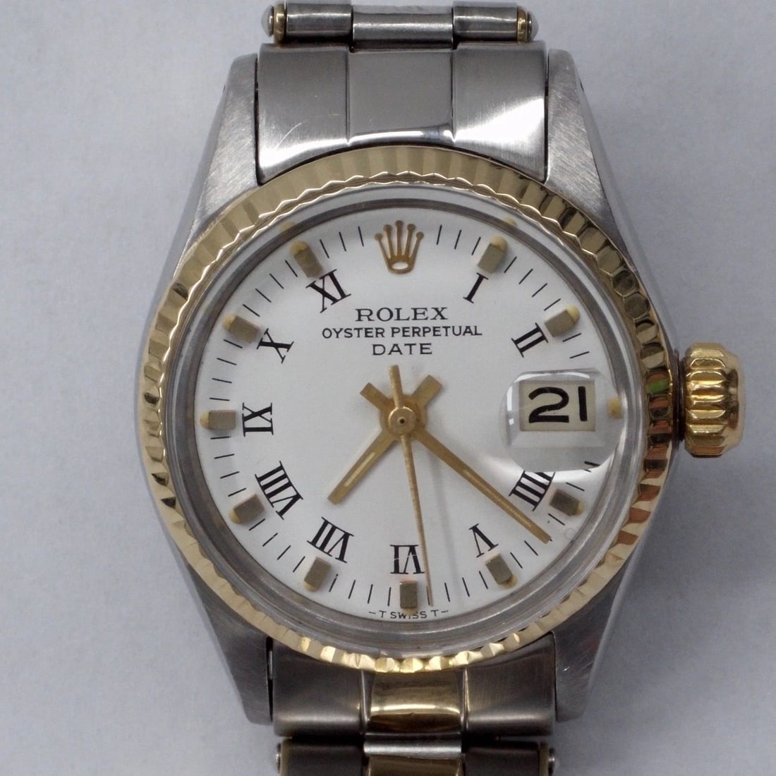ROLEX LADY DATE 26MM TWO TONE OYSTER WHITE ROMAN AUTOMATIC WATCH 6517 CIRCA 1969 (1 of 2)