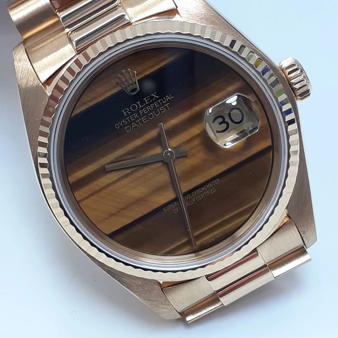RARE ROLEX DATEJUST 36 MM TIGER EYE DIAL PRESIDENT 18K YELLOW GOLD WATCH 16018: RARE ROLEX DATEJUST 36 MM TIGER EYE DIAL PRESIDENT 18K YELLOW GOLD WATCH 16018 Manufacturer Rolex Category Mens Datejust 36mm Subcategory Sapphire Crystal Quick Set Reference Number 16018 Additional K