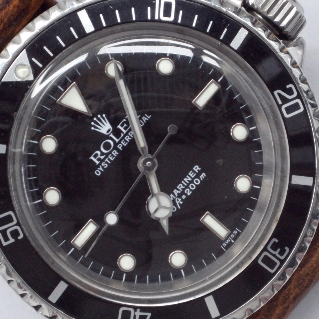 VINTAGE ROLEX SUBMARINER 40 MM GLOSSY STEEL AUTOMATIC WATCH 5513 CIRCA 1969 (1 of 2)