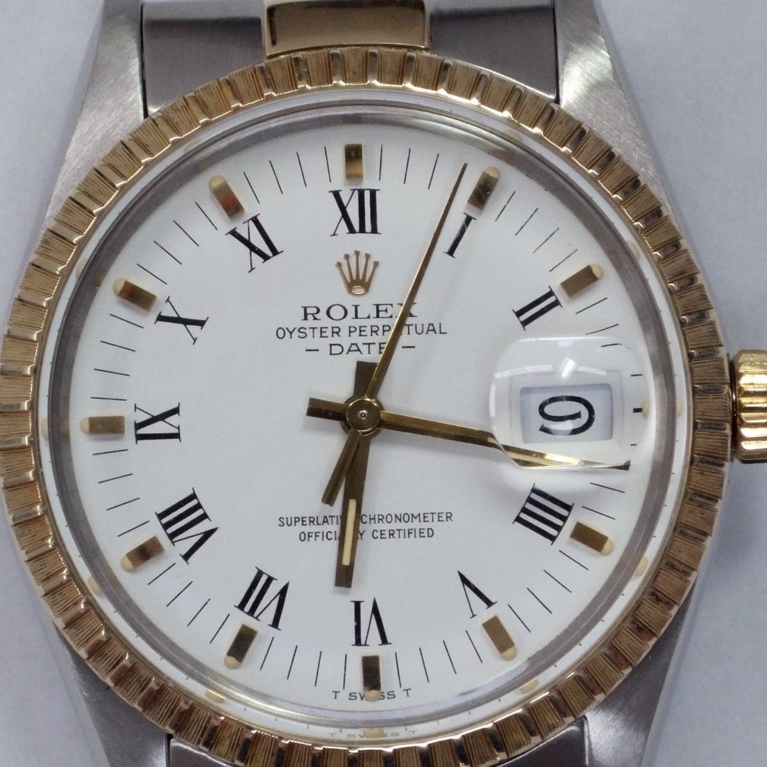 ROLEX DATE 34 MM TWO TONE WHITE ROMAN OYSTER AUTOMATIC WATCH 15053 CIRCA 1982 (1 of 2)