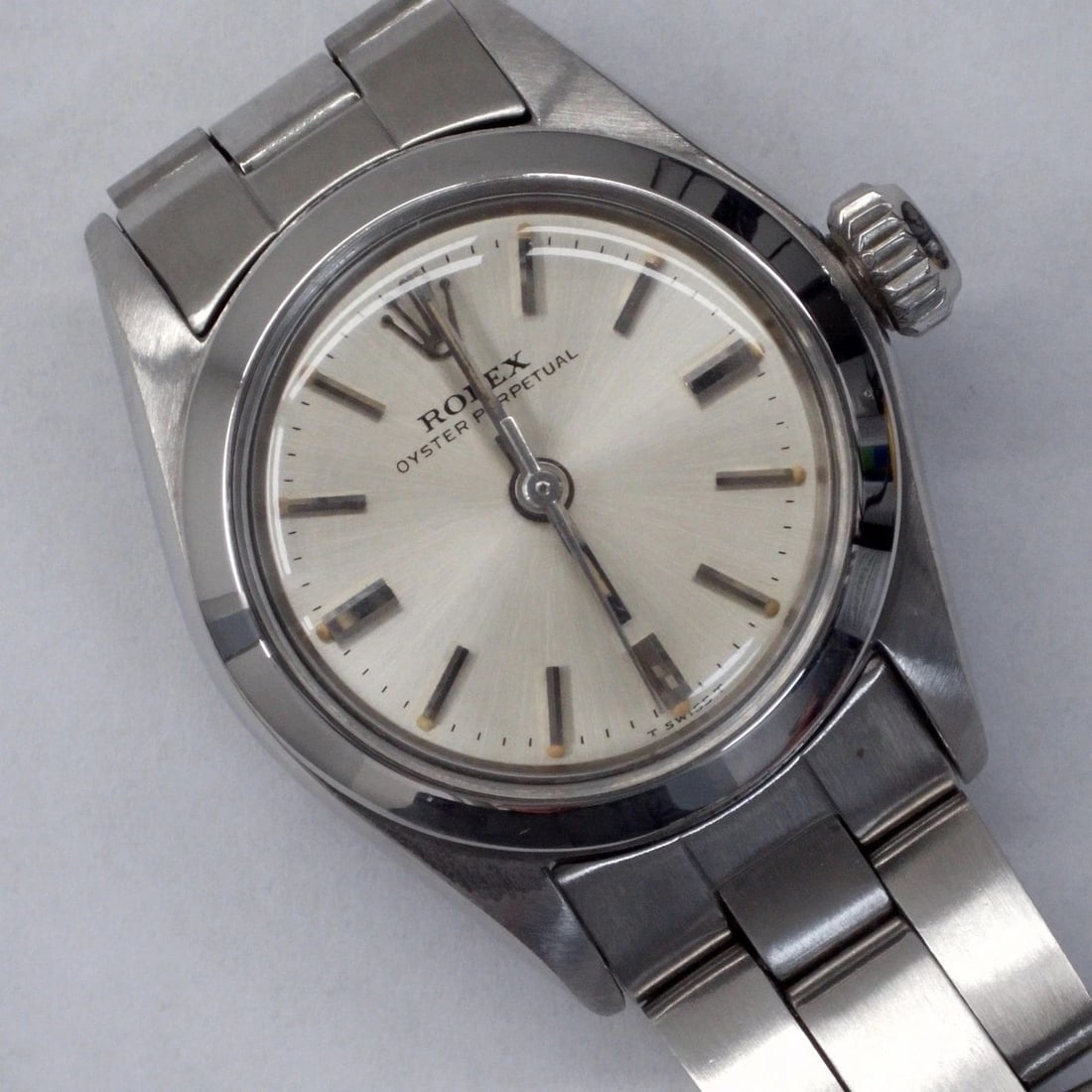 ROLEX OYSTER PERPETUAL LADIES 26 MM OYSTER STEEL AUTOMATIC WATCH 6618 CIRCA 1969 (1 of 2)