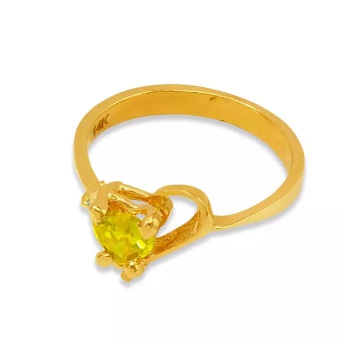 NEW 14K YELLOW GOLD KIDS CZ RING: NEW 14K YELLOW GOLD KIDS CZ RING 14K Yellow Gold Approx. 9mm [Center] High Polished/Cubic Zirconia Weight: 2.0 Grams