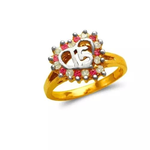 NEW 14K TWO TONE GOLD LADIES 15 ANOS HEART RING: NEW 14K TWO TONE GOLD LADIES 15 ANOS HEART RING 14K Two Tone Gold Size 7 Approx. 12mm Center High Polished/Cubic Zirconia Weight: 3.9 Grams