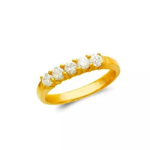NEW 14K YELLOW GOLD LADIES CZ RING: NEW 14K YELLOW GOLD LADIES CZ RING 14K Yellow Gold Size 7 Approx. 3mm Center High Polished/Cubic Zirconia Weight: 2.9 Grams