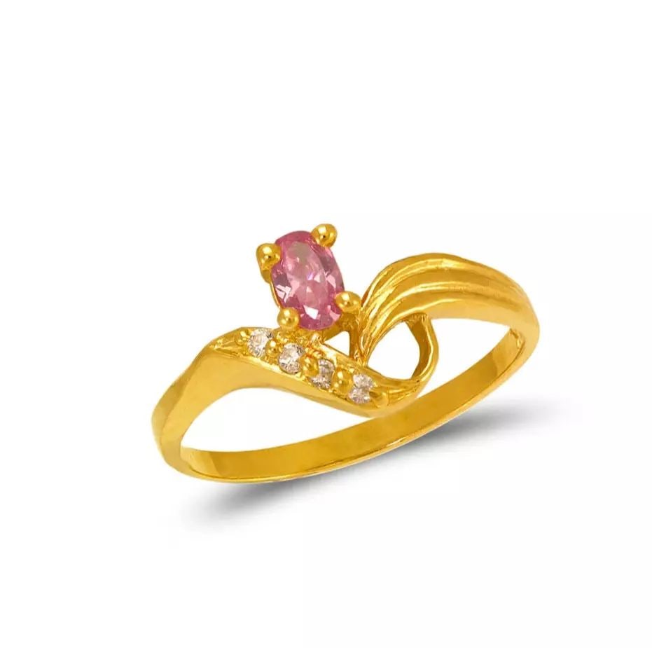 NEW 14K YELLOW GOLD LADIES CZ RING: NEW 14K YELLOW GOLD LADIES CZ RING 14K Yellow Gold Size 7 Approx. 9mm Center High Polished/Cubic Zirconia Weight: 1.6 Grams