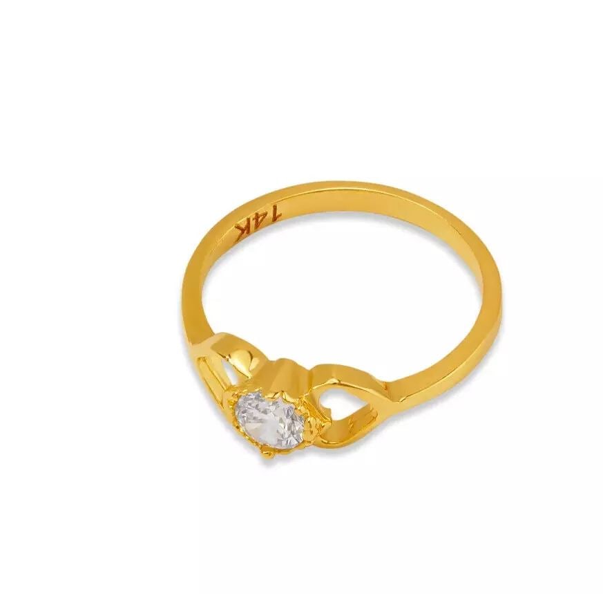 NEW 14K YELLOW GOLD KIDS CZ RING: NEW 14K YELLOW GOLD KIDS CZ RING 14K Yellow Gold Approx. 6mm [Center] High Polished/Cubic Zirconia Weight: 1.1 Grams